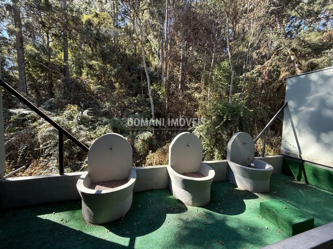 Comercial à venda de 2.870 m² em Campos do Jordão, SP, Brasil