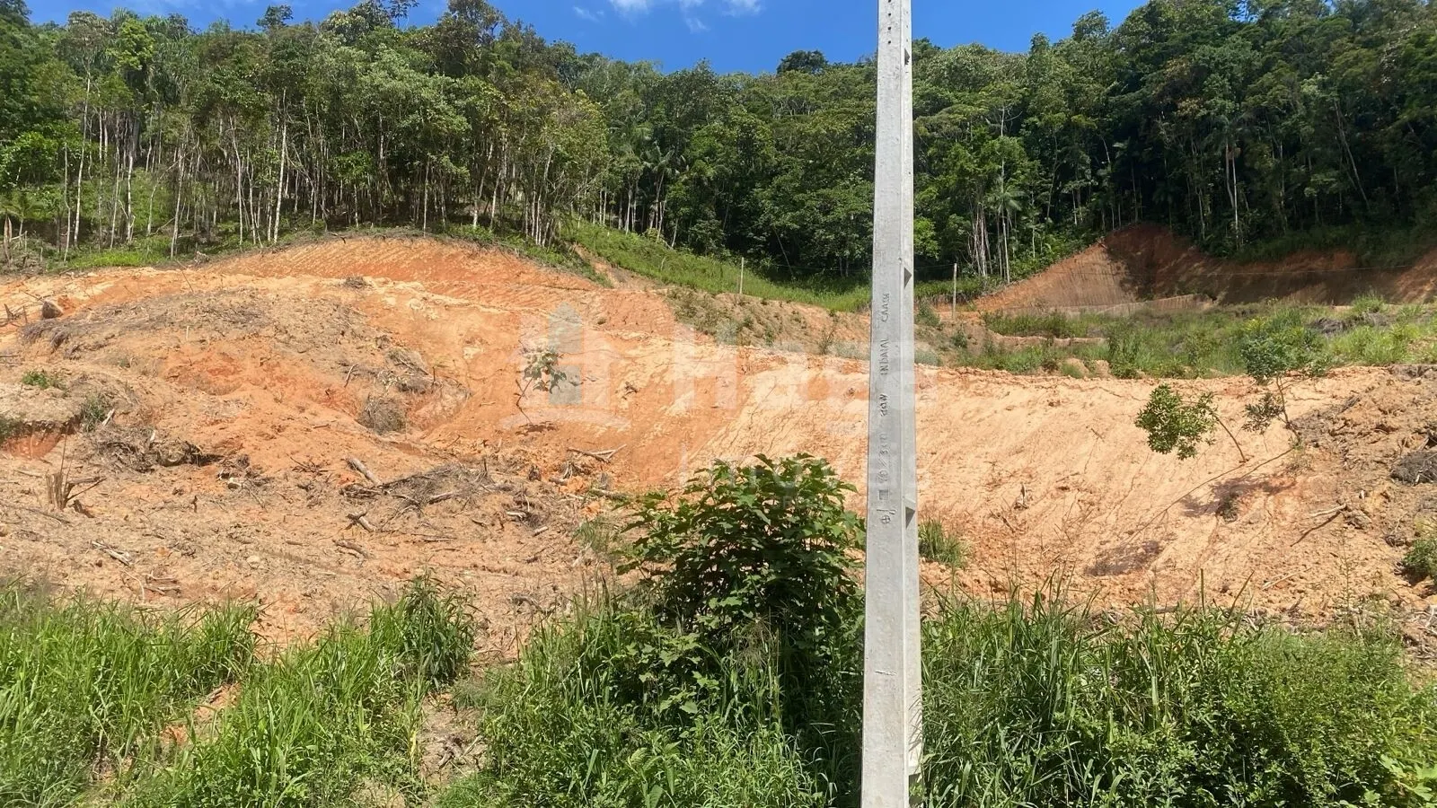 Terreno à venda de 726 m² em Guabiruba, SC, Brasil