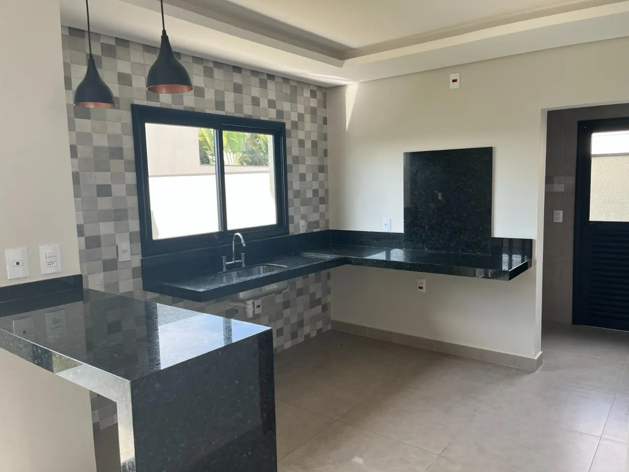 Casa à venda de 300 m² em Hortolândia, SP, Brasil