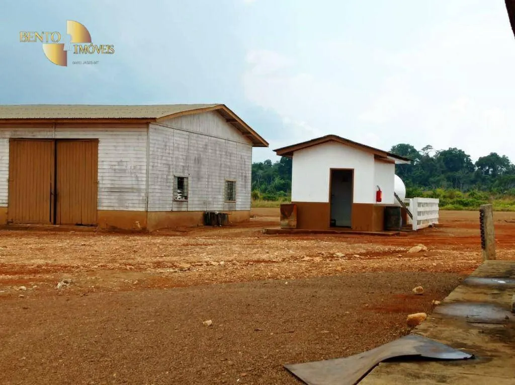 Fazenda à venda de 94.000 ha em Rondolândia, MT, Brasil