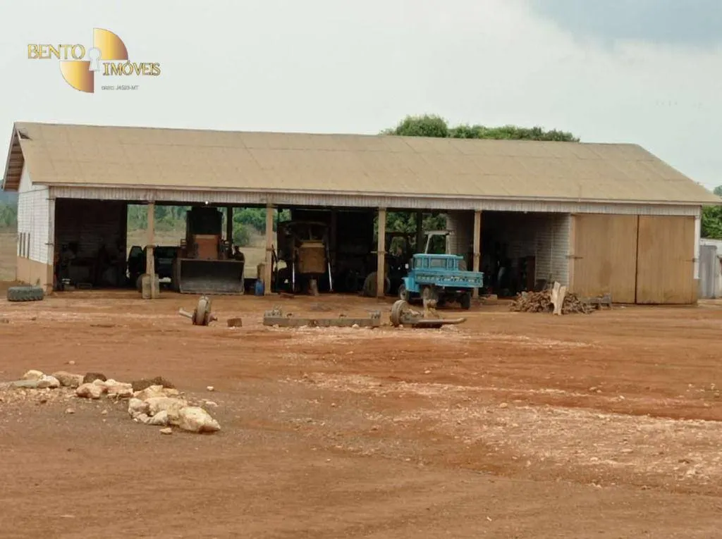 Fazenda à venda de 94.000 ha em Rondolândia, MT, Brasil