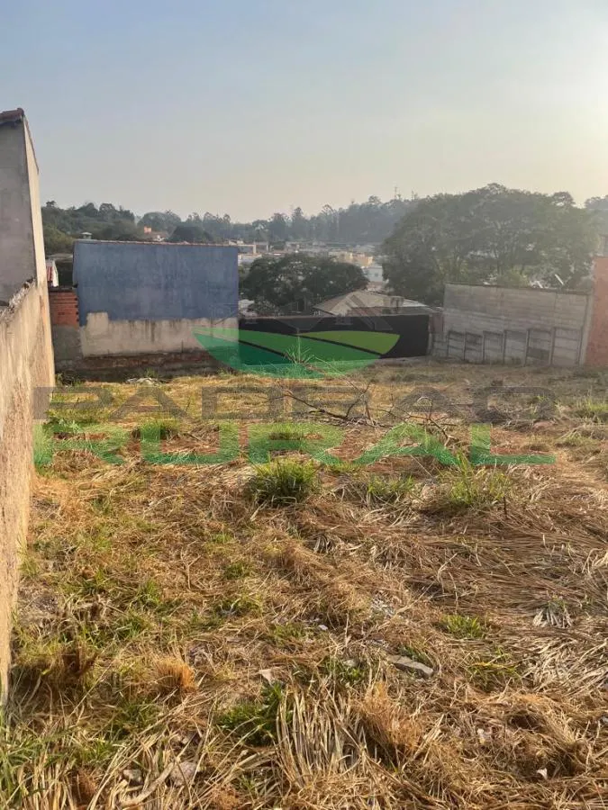 Terreno à venda de 300 m² em Mairinque, SP, Brasil