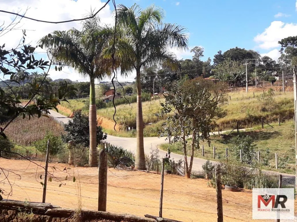 Plot for sale of 1,000 m² in Toledo, MG, Brazil