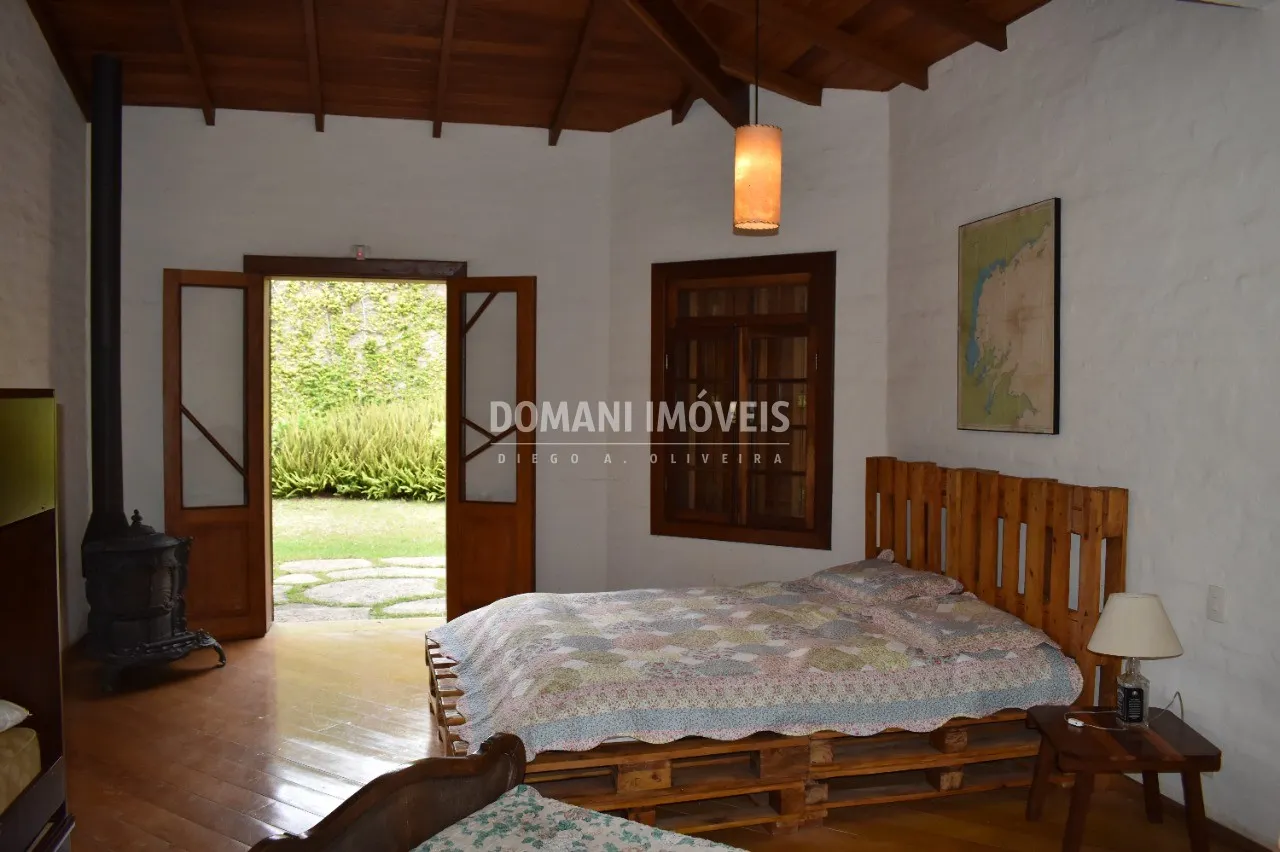 Casa à venda de 1.800 m² em Campos do Jordão, SP, Brasil