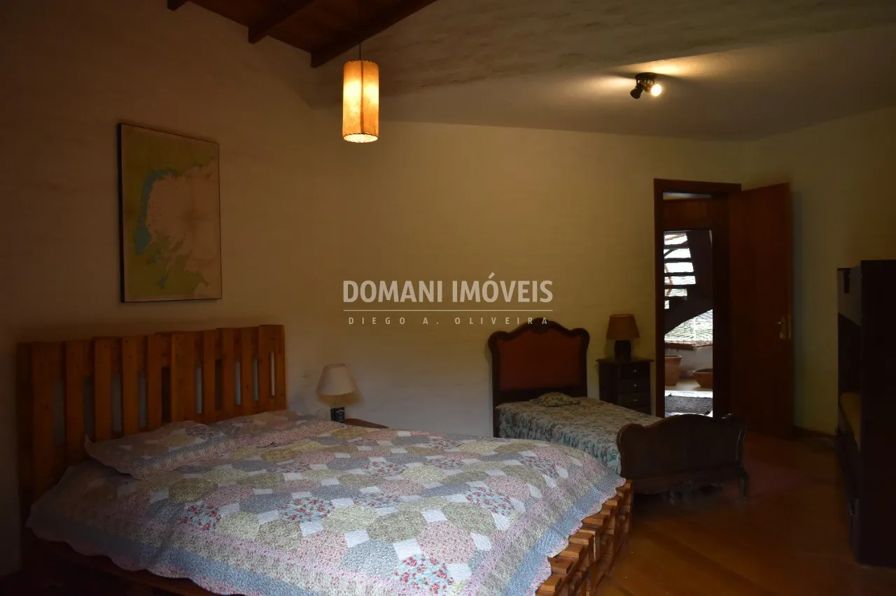 Casa à venda de 1.800 m² em Campos do Jordão, SP, Brasil