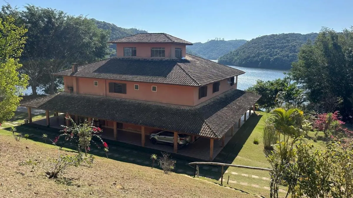 Sítio à venda de 6 ha em Paraibuna, SP, Brasil