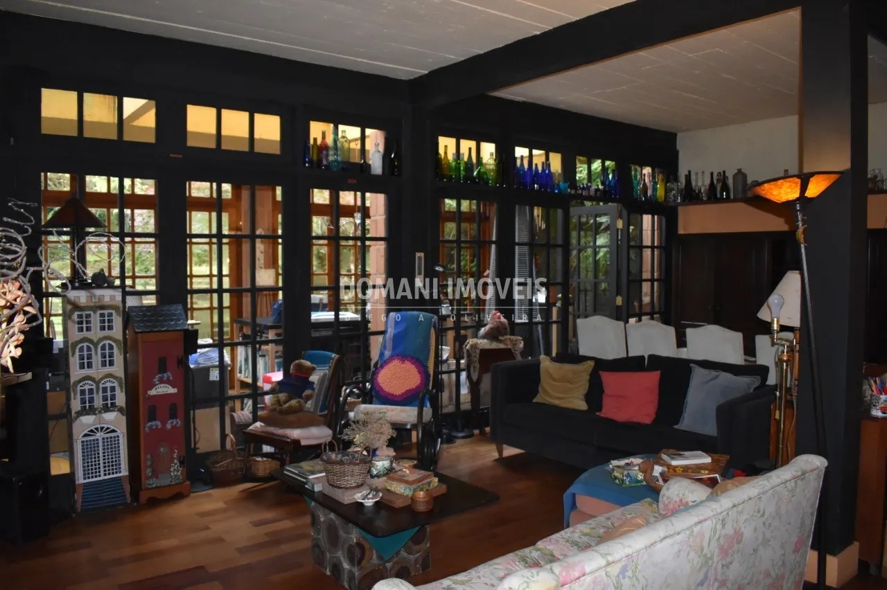Casa à venda de 3 ha em Campos do Jordão, SP, Brasil