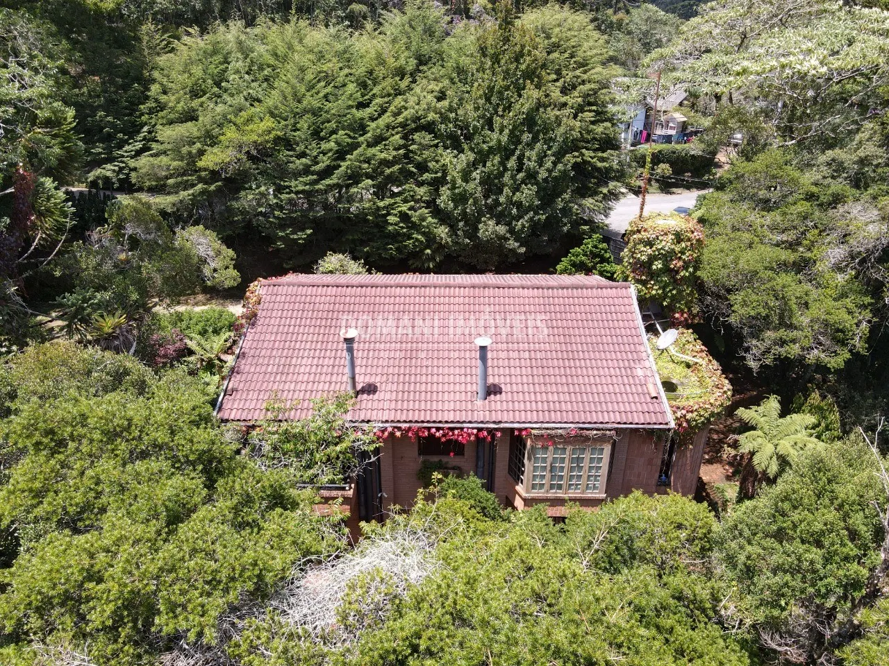 Casa à venda de 3 ha em Campos do Jordão, SP, Brasil