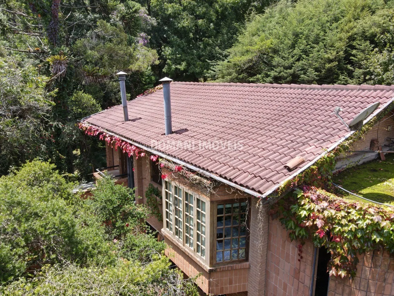 Casa à venda de 3 ha em Campos do Jordão, SP, Brasil