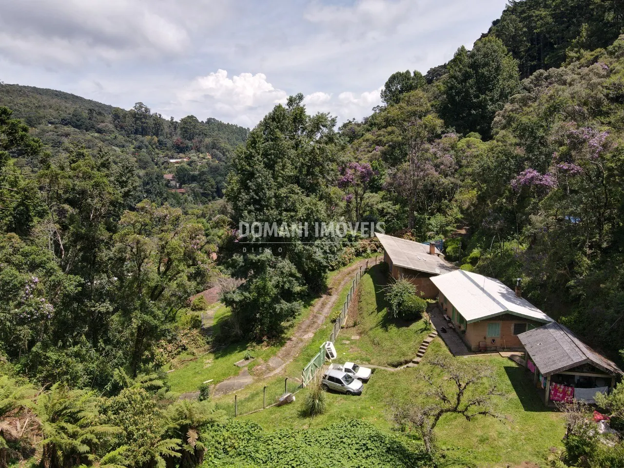 Casa à venda de 3 ha em Campos do Jordão, SP, Brasil