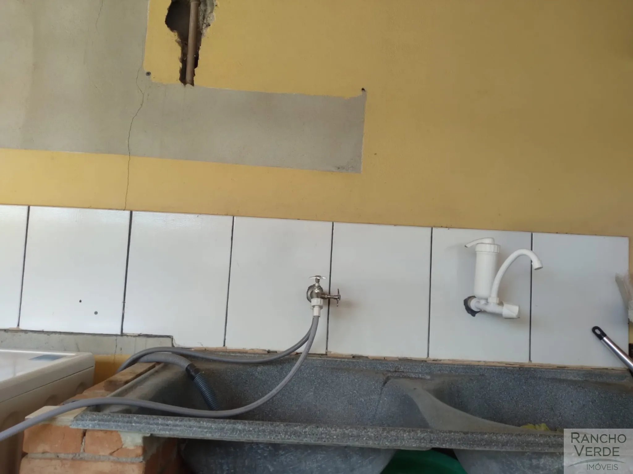 Country home for sale of 1,000 m² in Caçapava, SP, Brazil