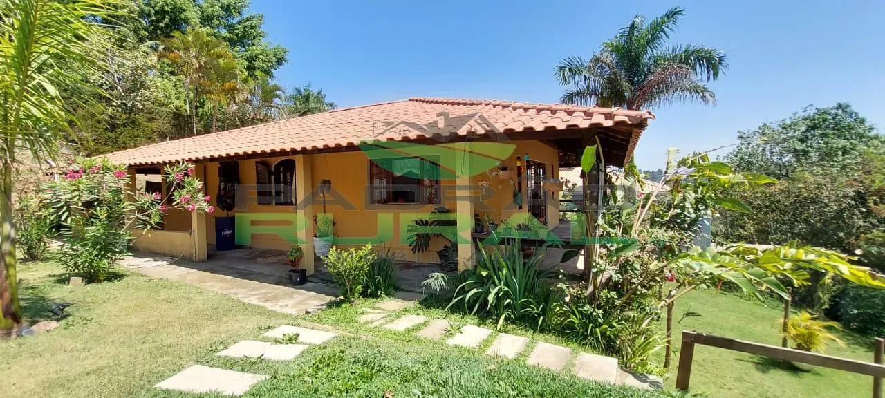 Country home for sale of 1,300 m² in Mairinque, SP, Brazil