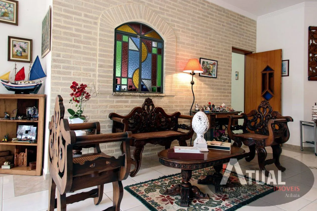 Casa à venda de 480 m² em Atibaia, SP, Brasil