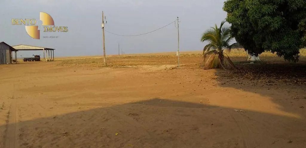 Fazenda à venda de 2.260 ha em Campos de Júlio, MT, Brasil
