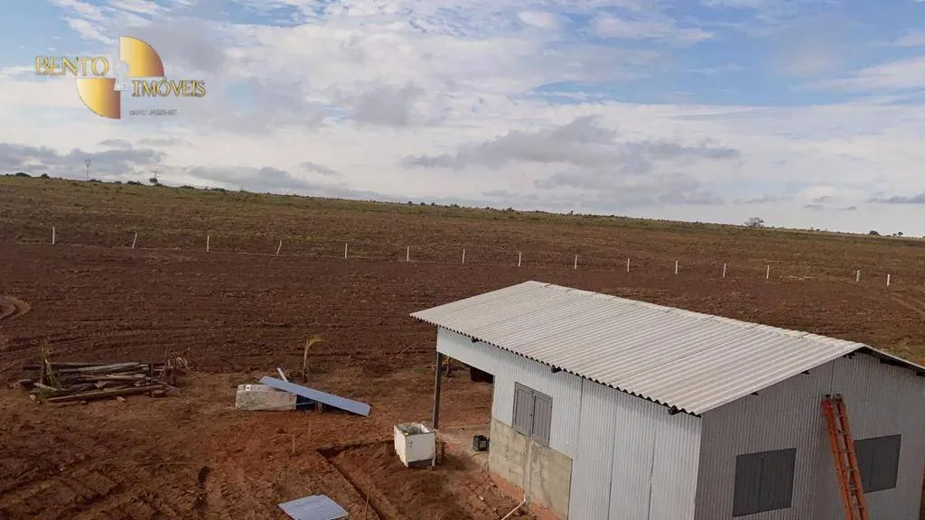 Fazenda à venda de 2.260 ha em Campos de Júlio, MT, Brasil