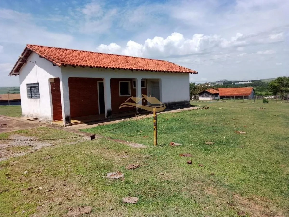 Small farm for sale of 11 acres in Elias Fausto, SP, Brazil