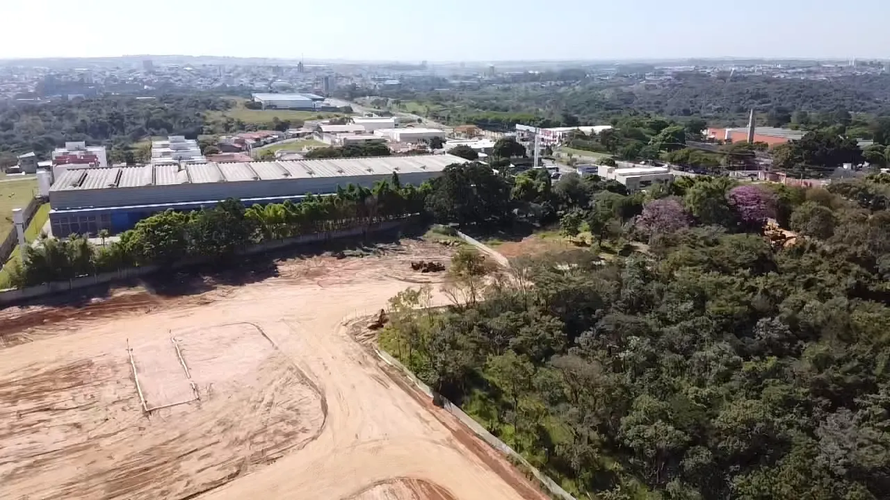 Terreno à venda de 180 m² em Salto, SP, Brasil