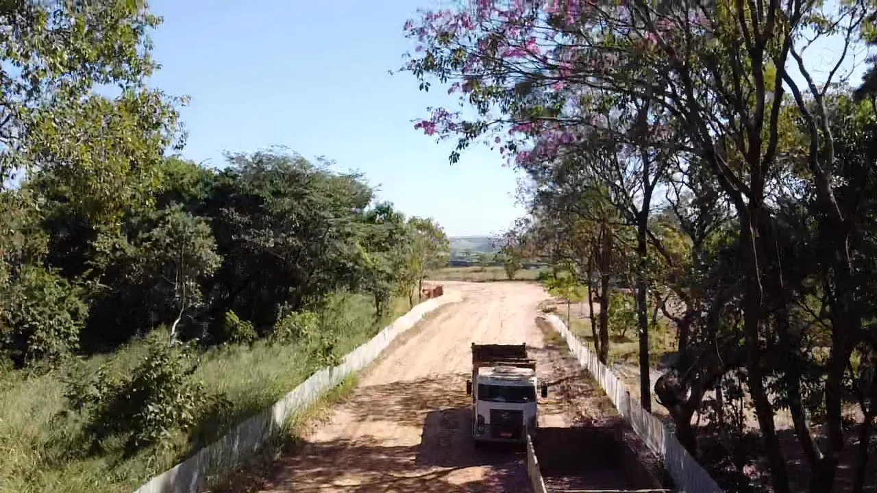 Terreno à venda de 180 m² em Salto, SP, Brasil
