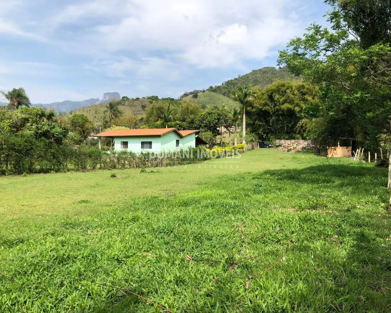 Terreno à venda de 2.800 m² em São Bento do Sapucaí, SP, Brasil