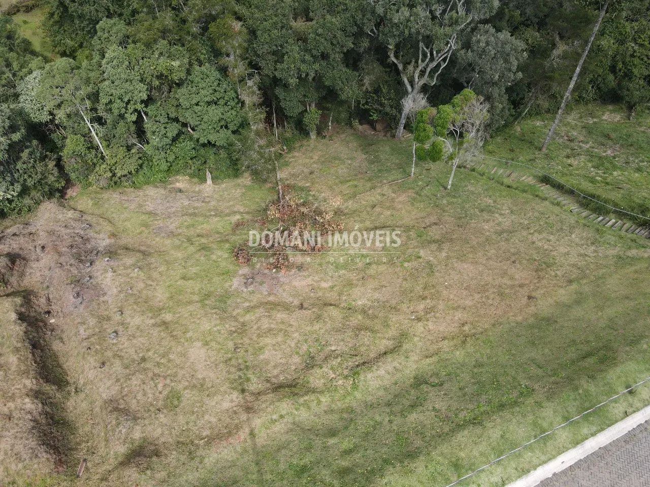 Plot for sale of 1,130 m² in Campos do Jordão, SP, Brazil