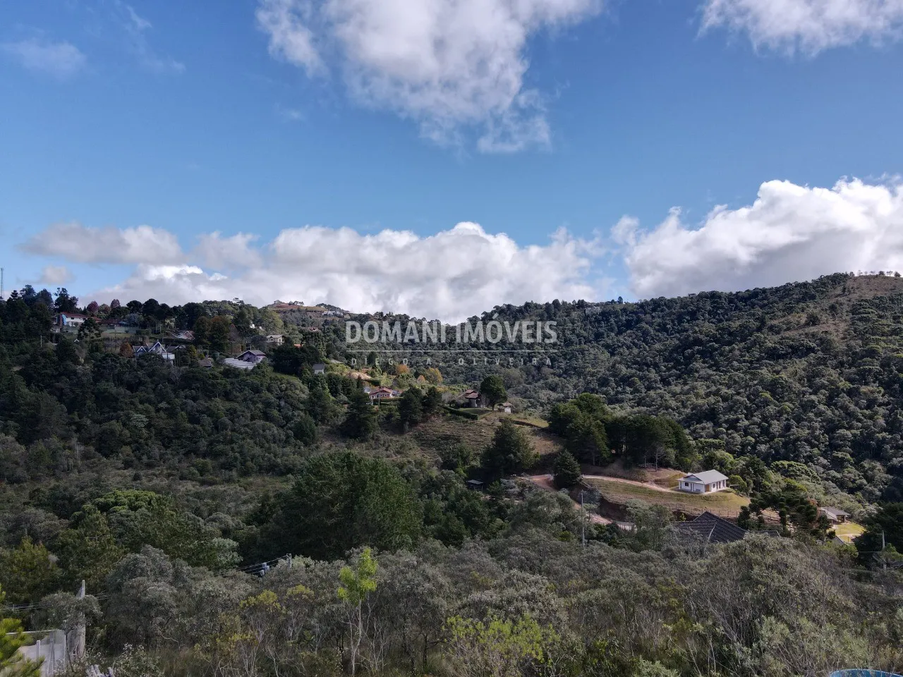 Terreno à venda de 1.250 m² em Campos do Jordão, SP, Brasil