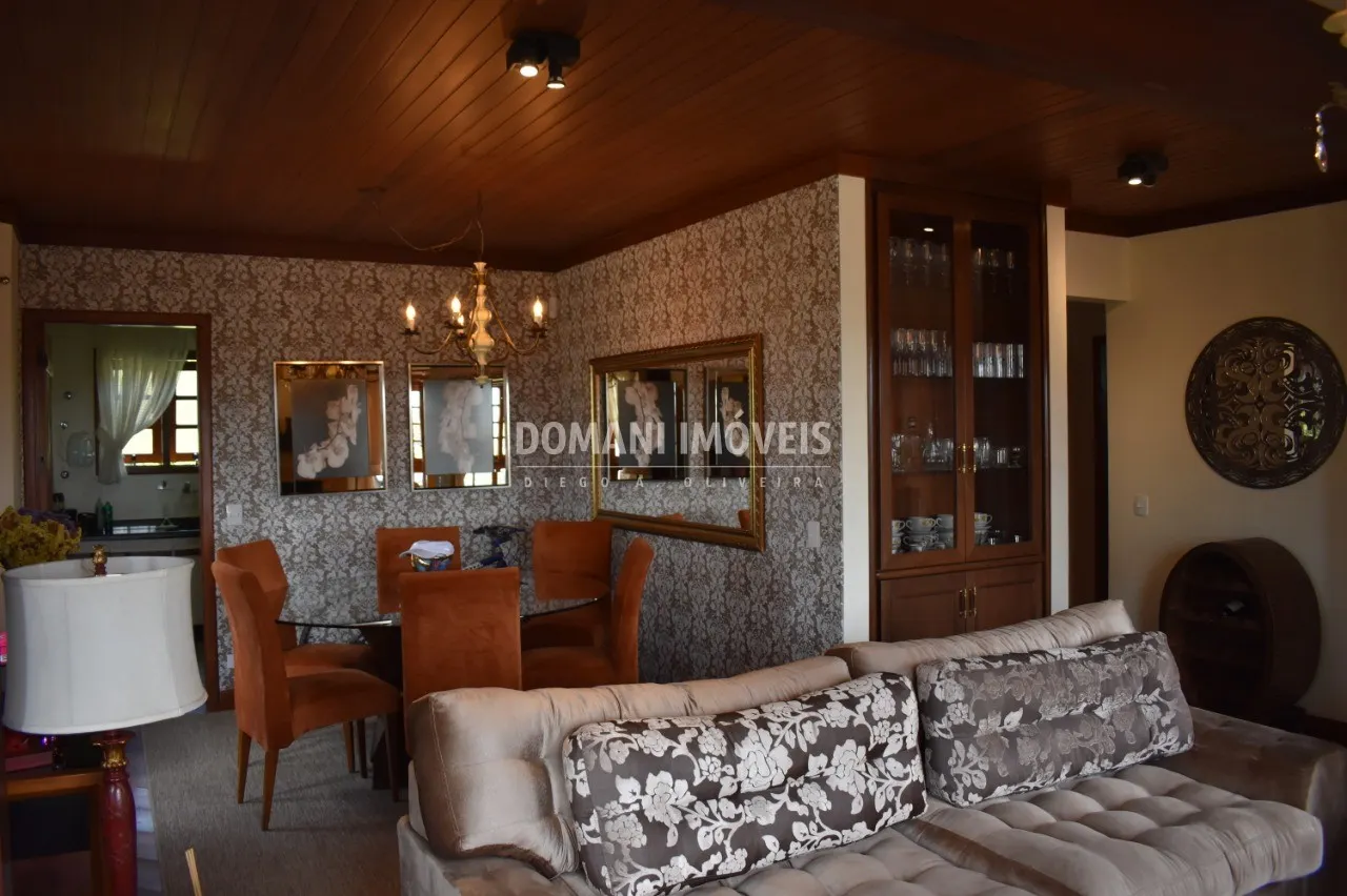 Casa à venda de 1.390 m² em Campos do Jordão, SP, Brasil