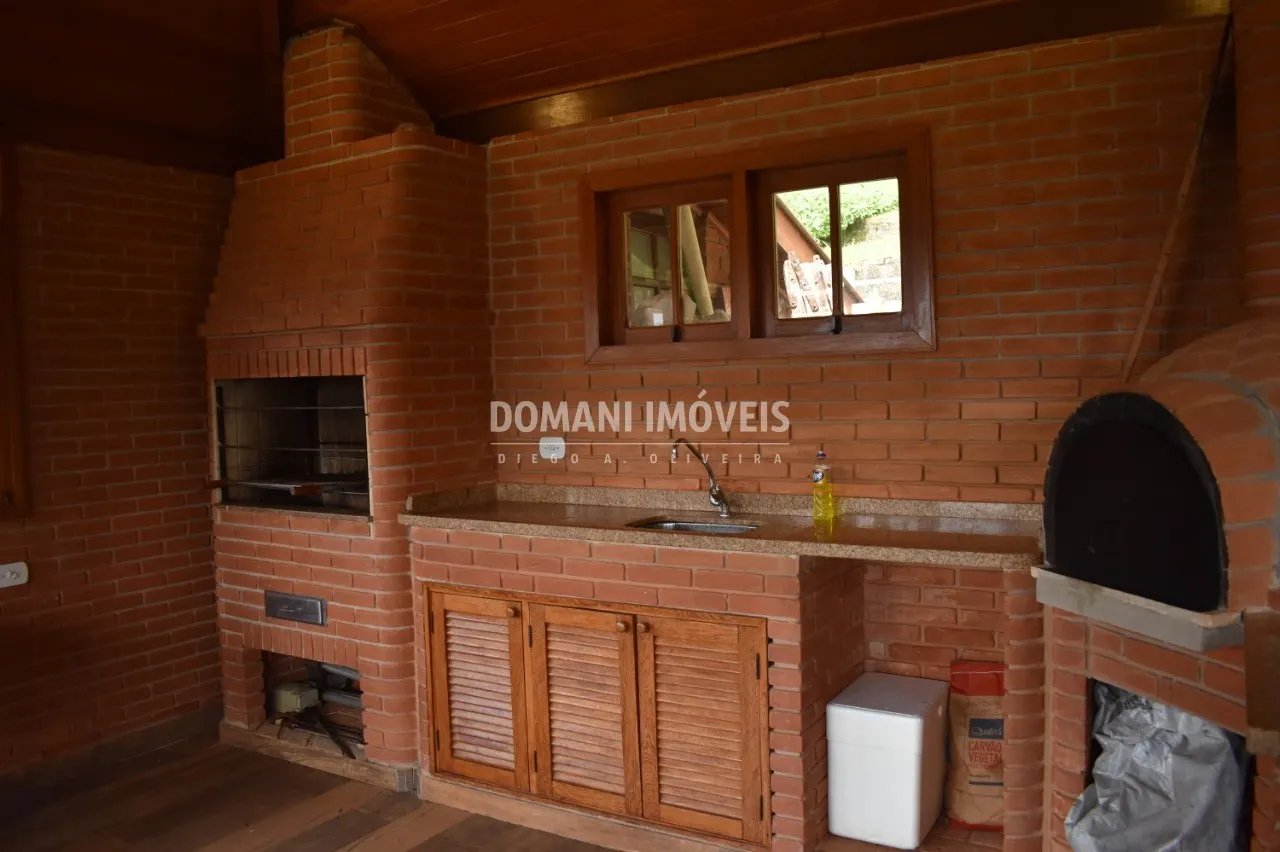 Casa à venda de 1.390 m² em Campos do Jordão, SP, Brasil