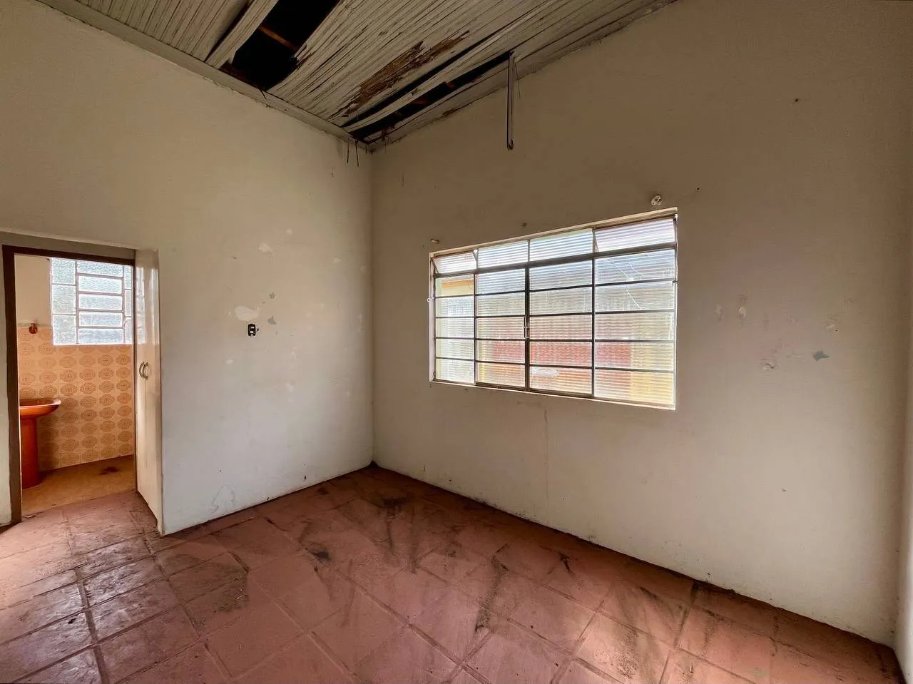 Casa à venda de 420 m² em Piraju, SP, Brasil