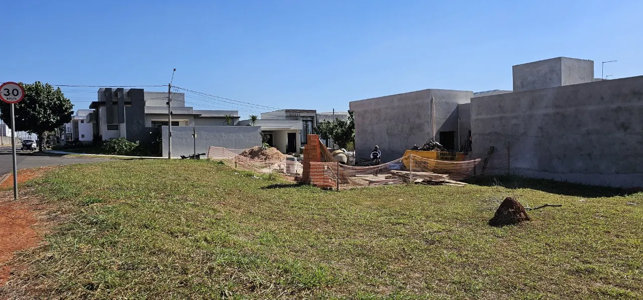 Terreno à venda de 250 m² em Hortolândia, SP, Brasil