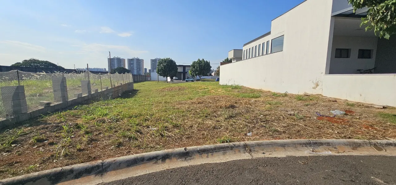 Terreno à venda de 250 m² em Hortolândia, SP, Brasil
