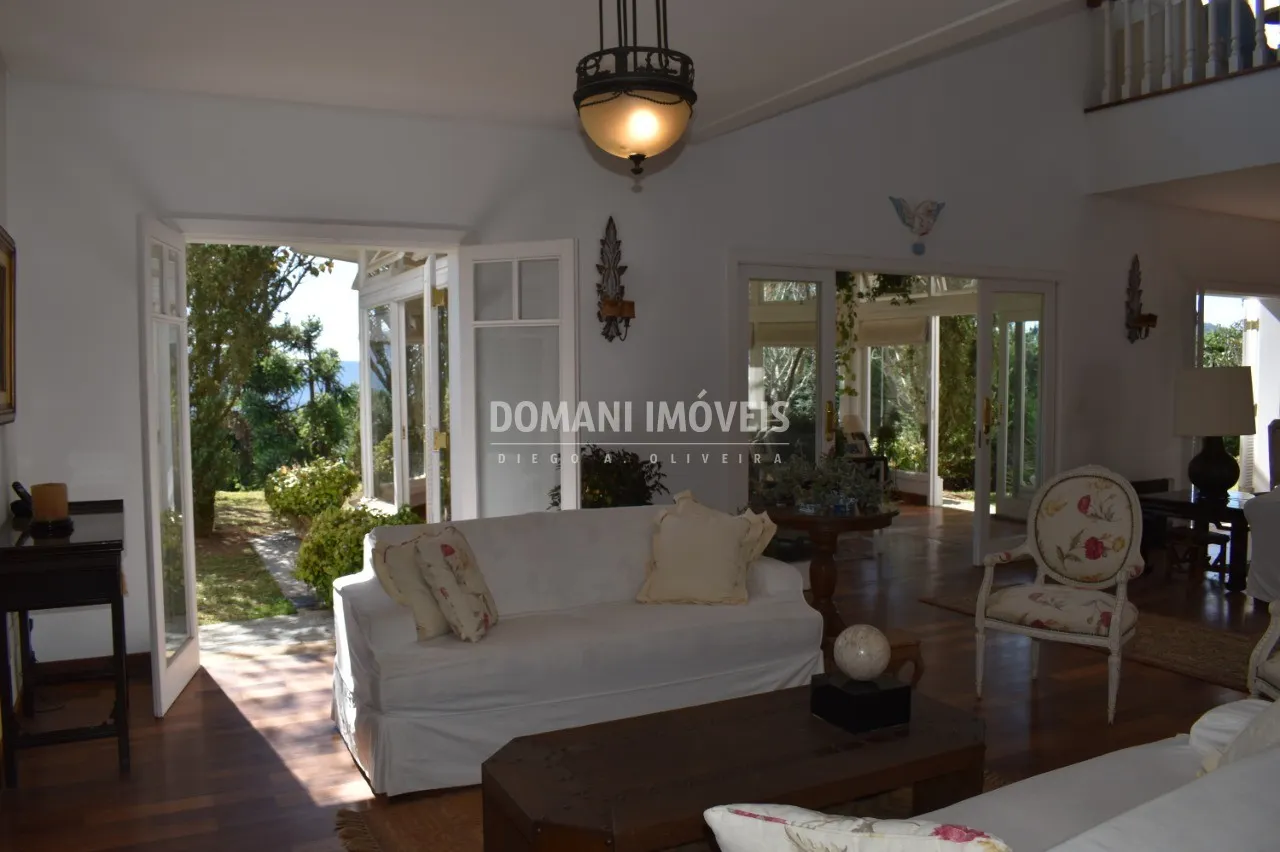 Casa à venda de 5.300 m² em Campos do Jordão, SP, Brasil