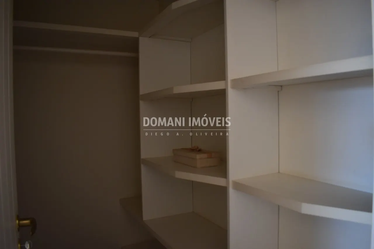 Casa à venda de 5.300 m² em Campos do Jordão, SP, Brasil