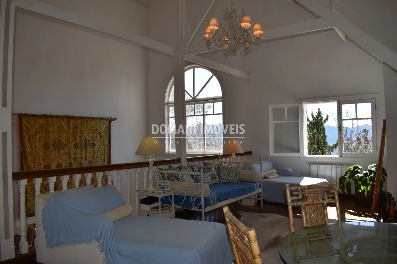 Casa à venda de 5.300 m² em Campos do Jordão, SP, Brasil