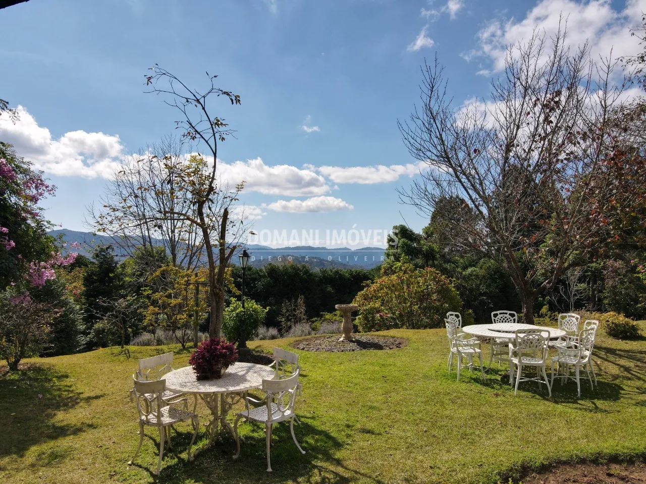 Casa à venda de 5.300 m² em Campos do Jordão, SP, Brasil