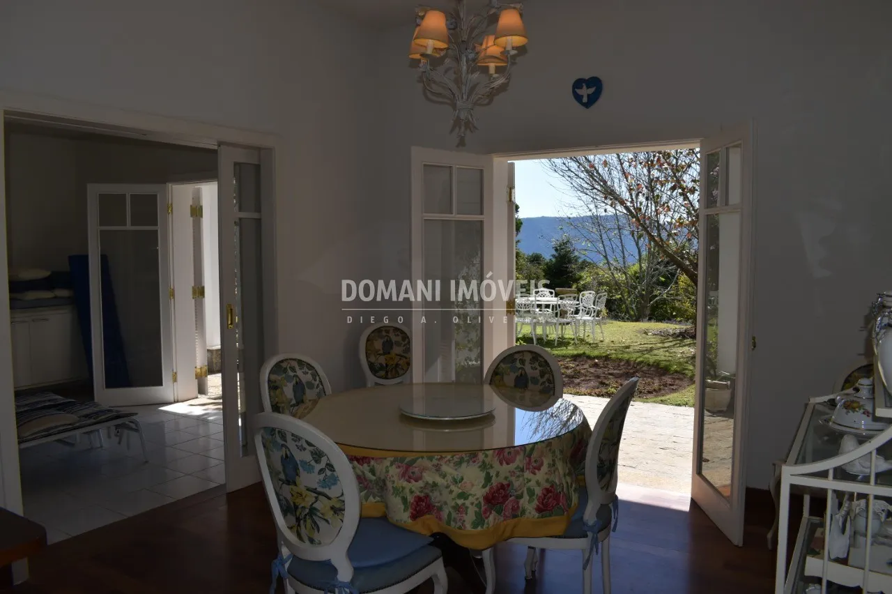 Casa à venda de 5.300 m² em Campos do Jordão, SP, Brasil