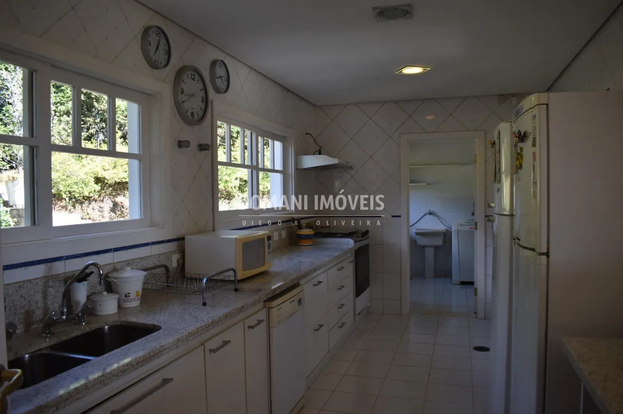Casa à venda de 5.300 m² em Campos do Jordão, SP, Brasil