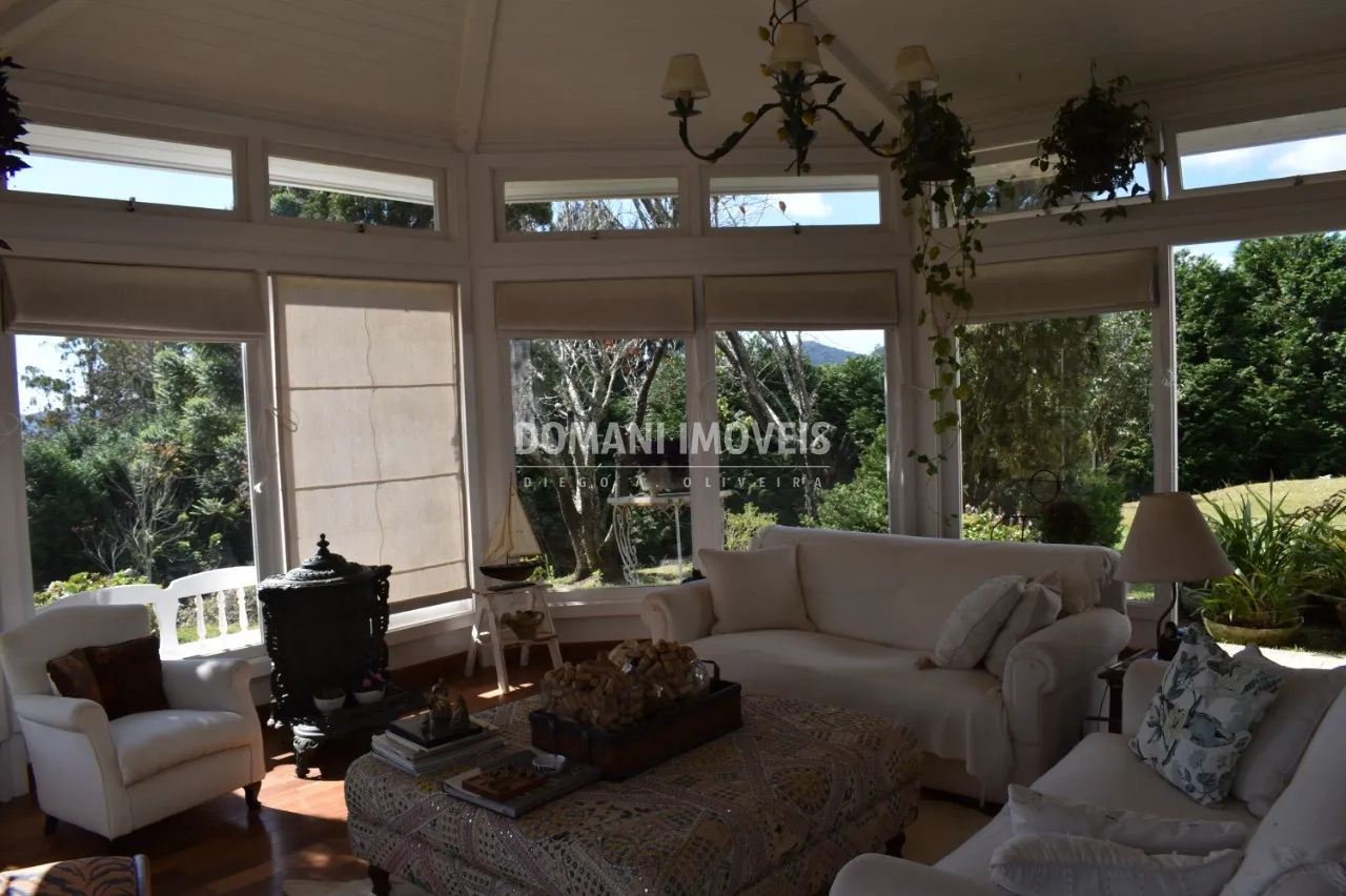 Casa à venda de 5.300 m² em Campos do Jordão, SP, Brasil