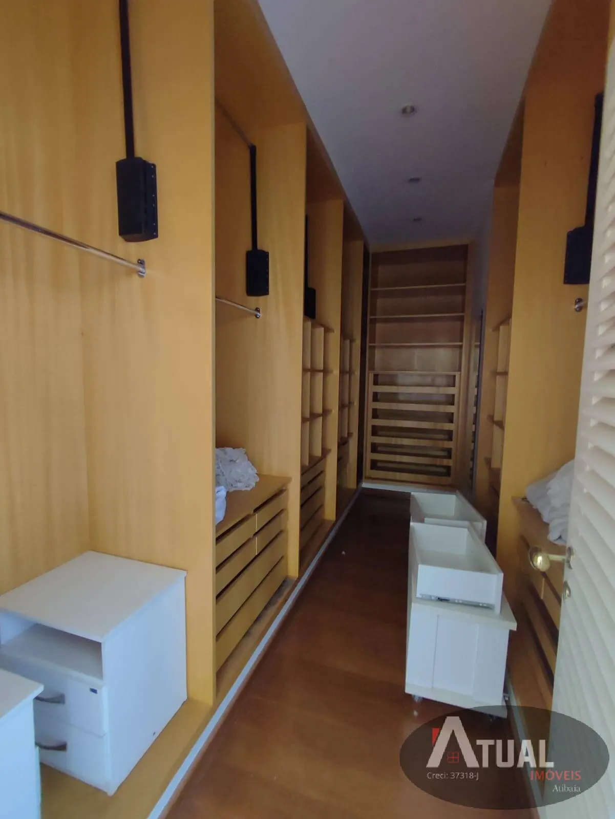Casa à venda de 1.300 m² em Atibaia, SP, Brasil