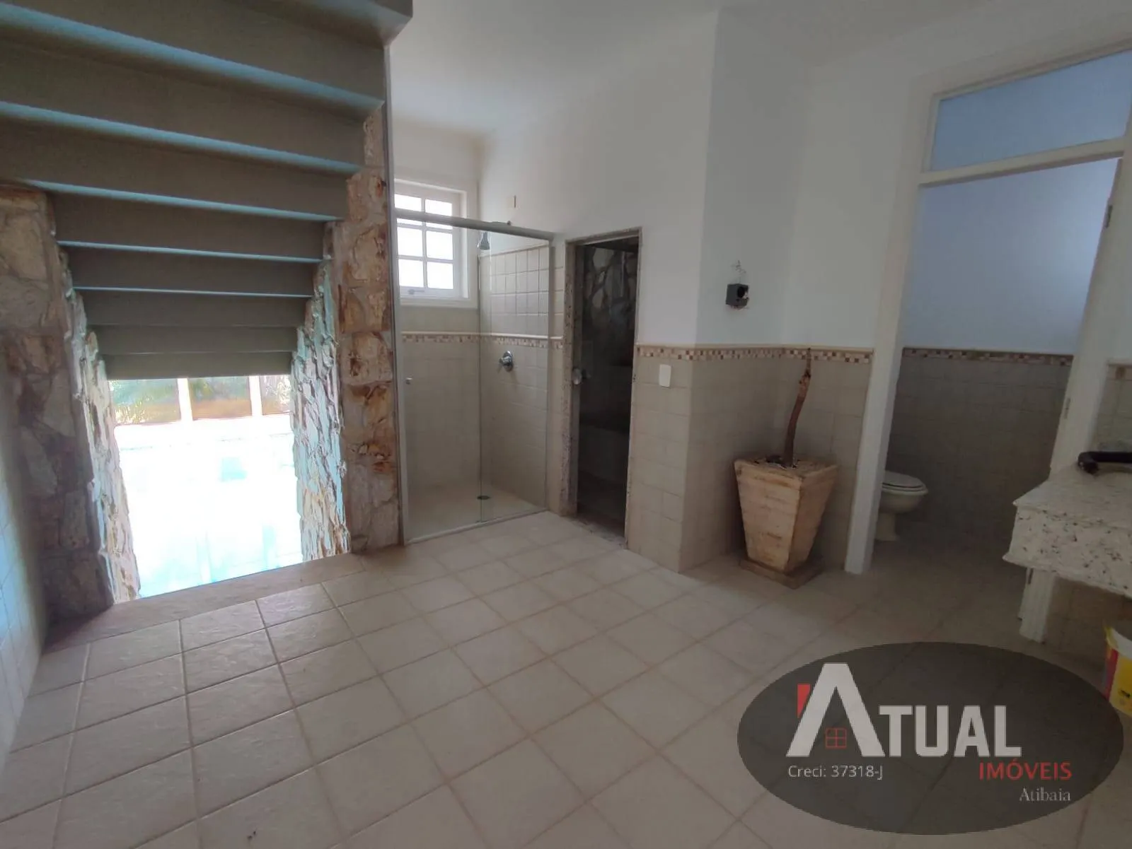 Casa à venda de 1.300 m² em Atibaia, SP, Brasil