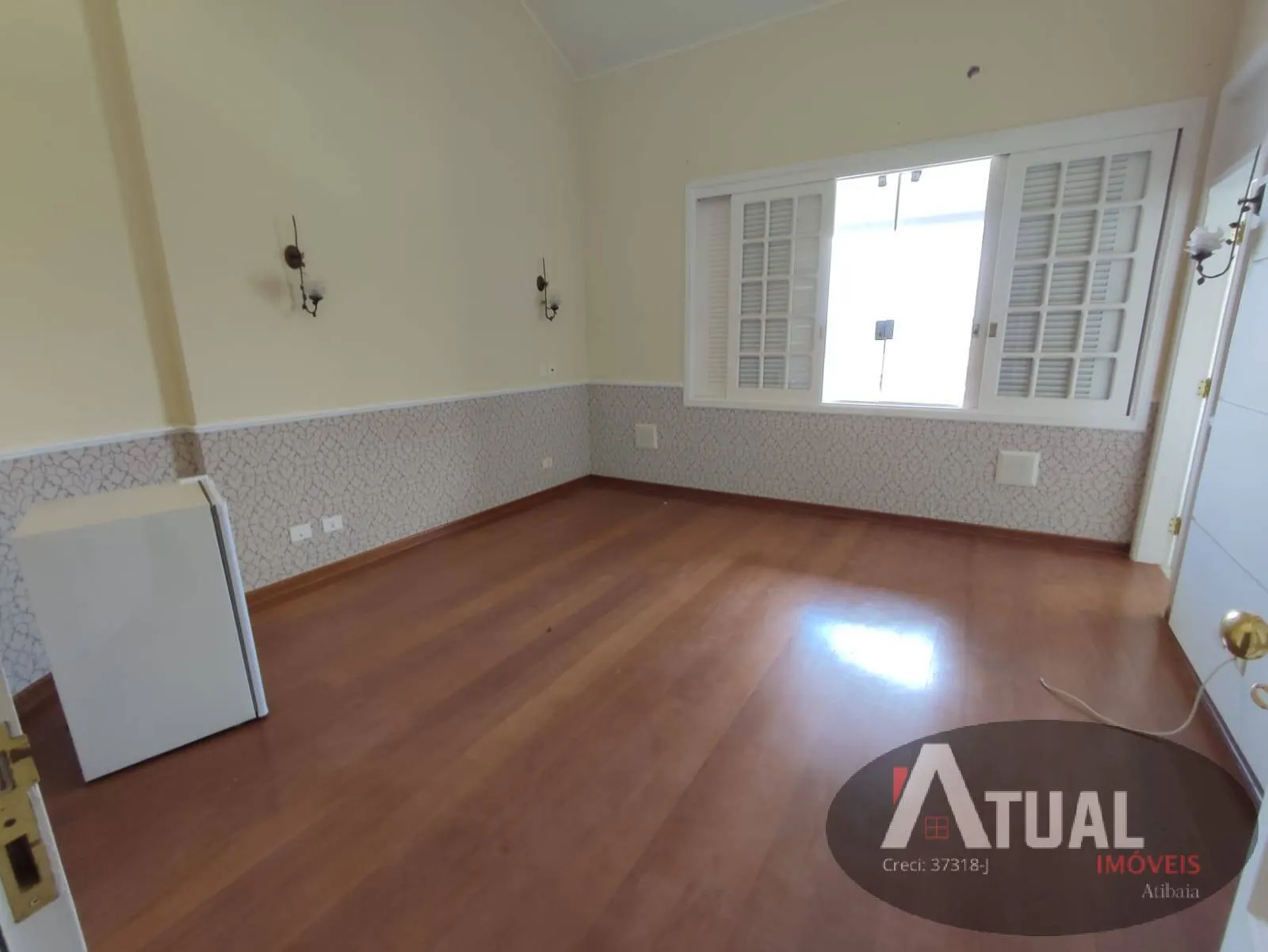 Casa à venda de 1.300 m² em Atibaia, SP, Brasil
