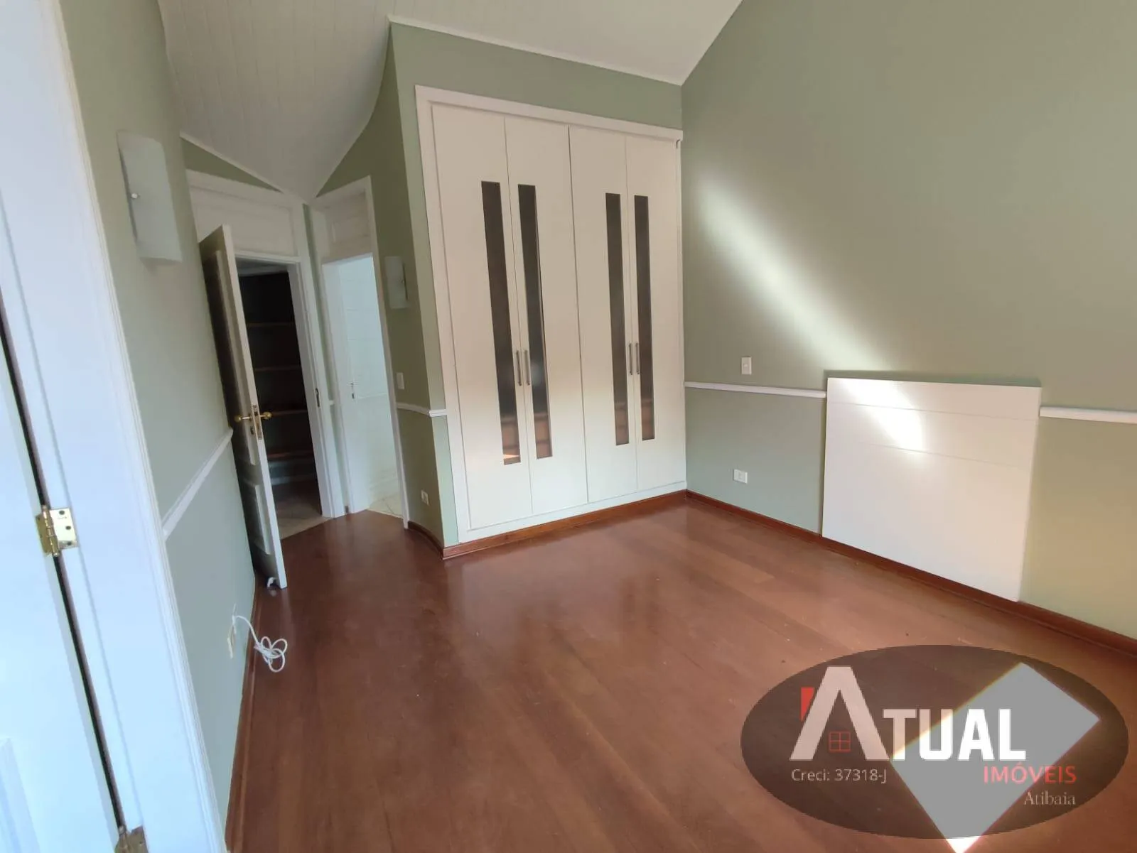 Casa à venda de 1.300 m² em Atibaia, SP, Brasil