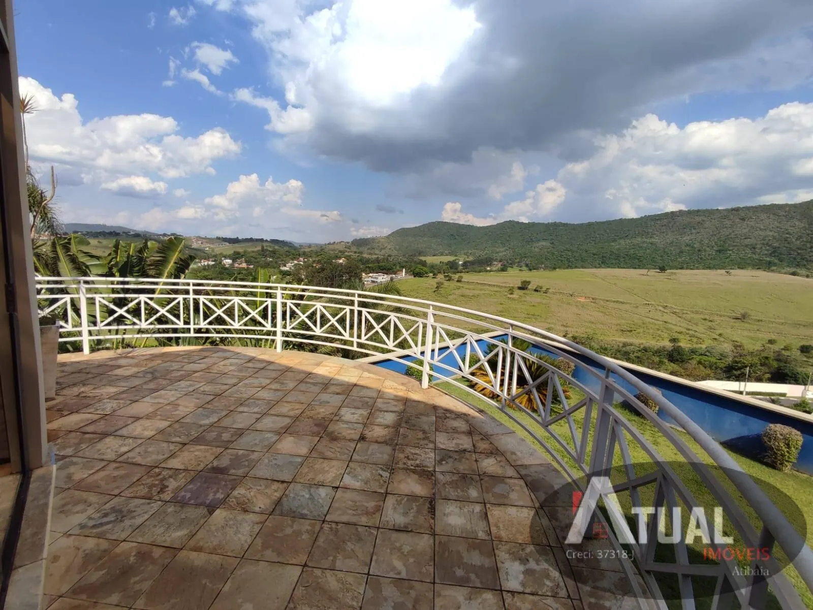 Casa à venda de 1.300 m² em Atibaia, SP, Brasil