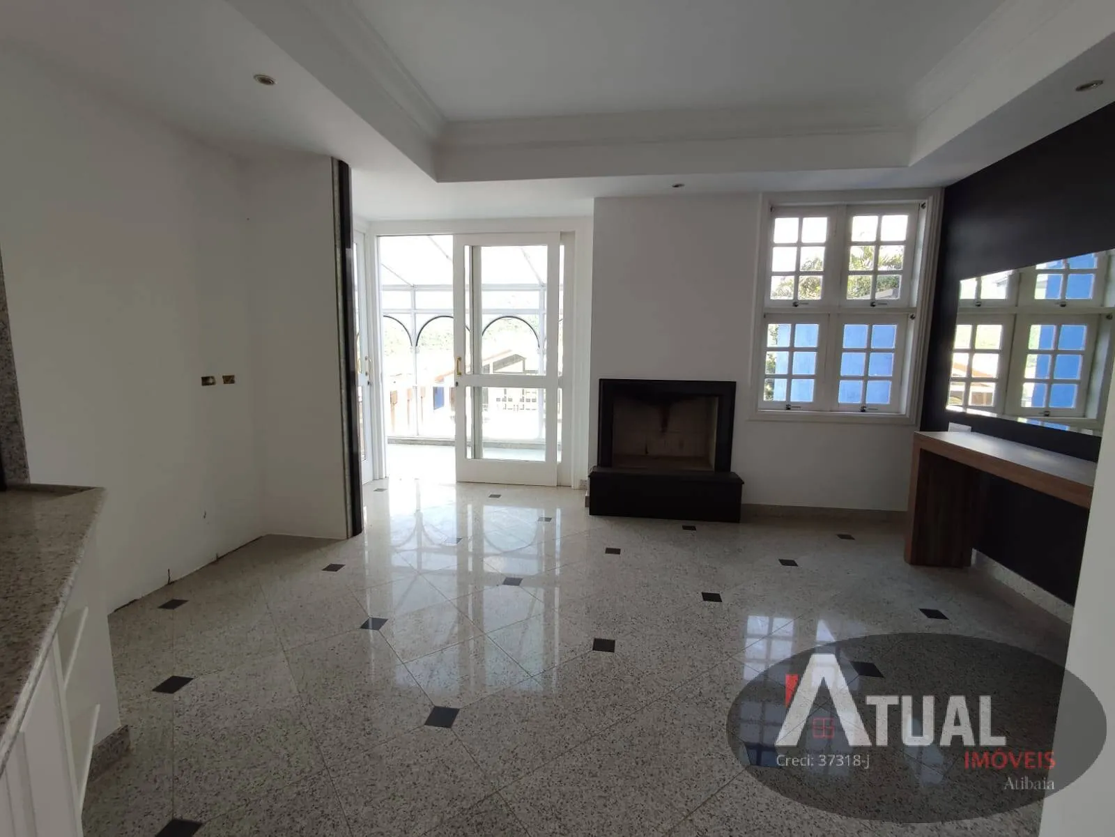 Casa à venda de 1.300 m² em Atibaia, SP, Brasil