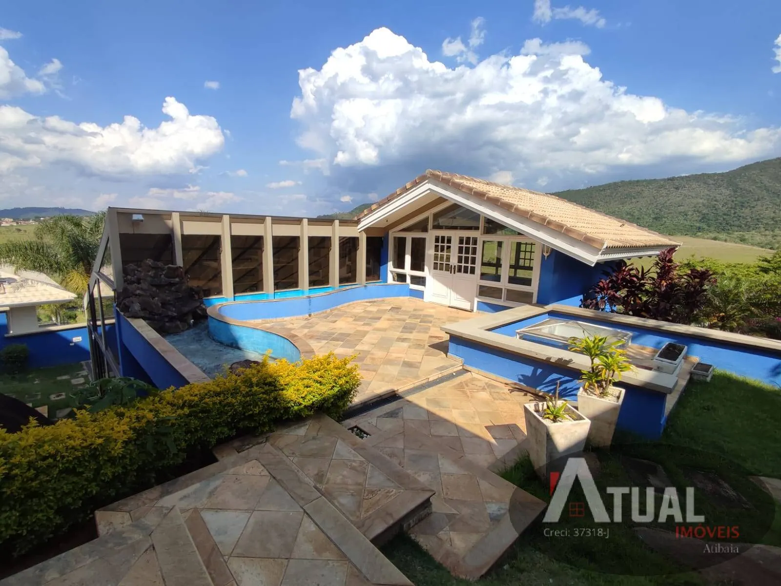 Casa à venda de 1.300 m² em Atibaia, SP, Brasil