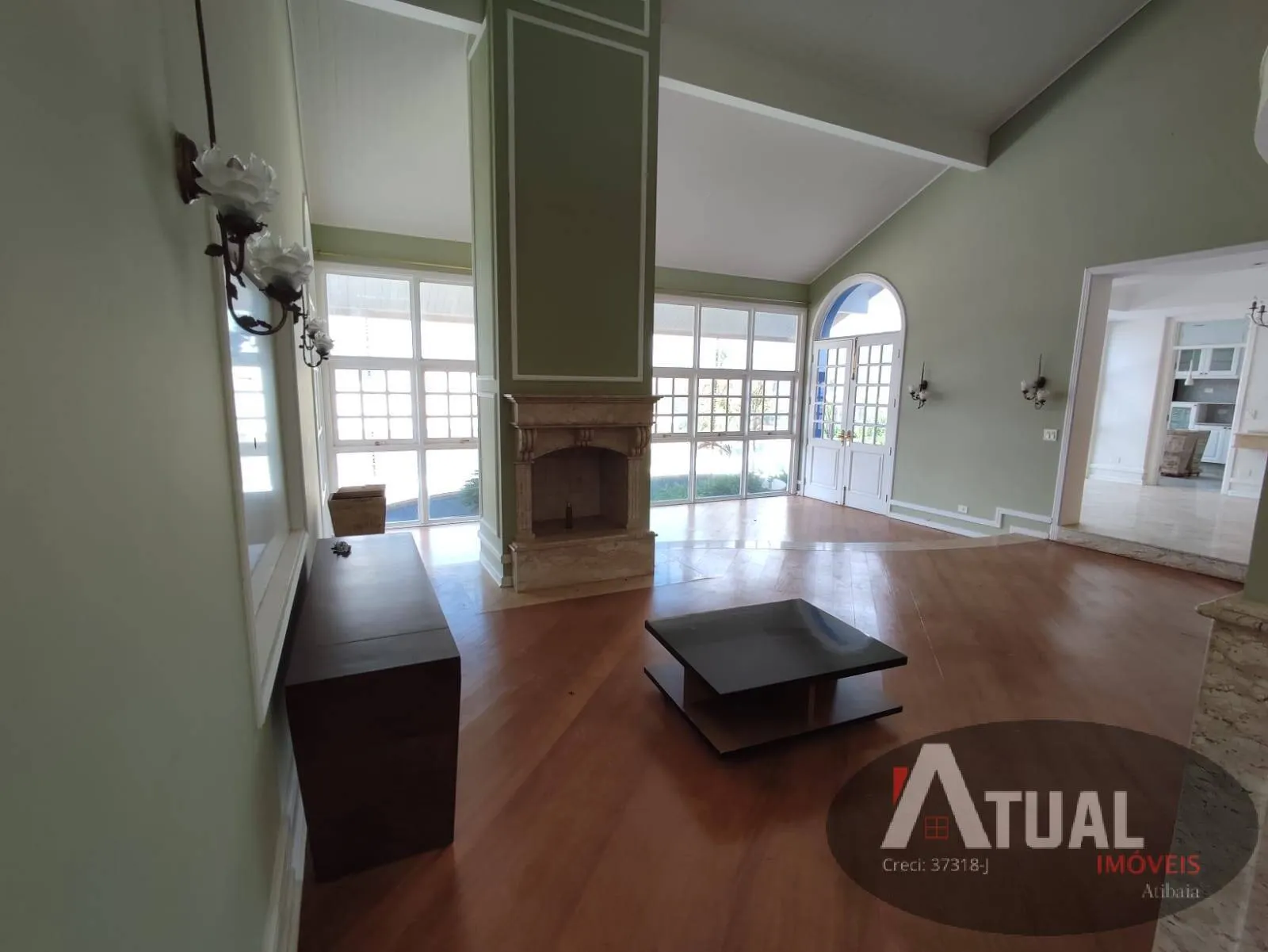 Casa à venda de 1.300 m² em Atibaia, SP, Brasil