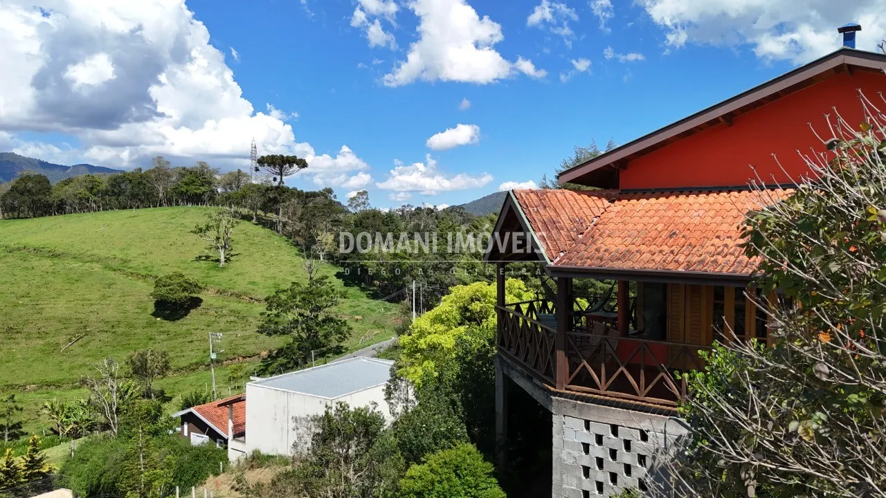 Casa à venda de 1.375 m² em Santo Antônio do Pinhal, SP, Brasil