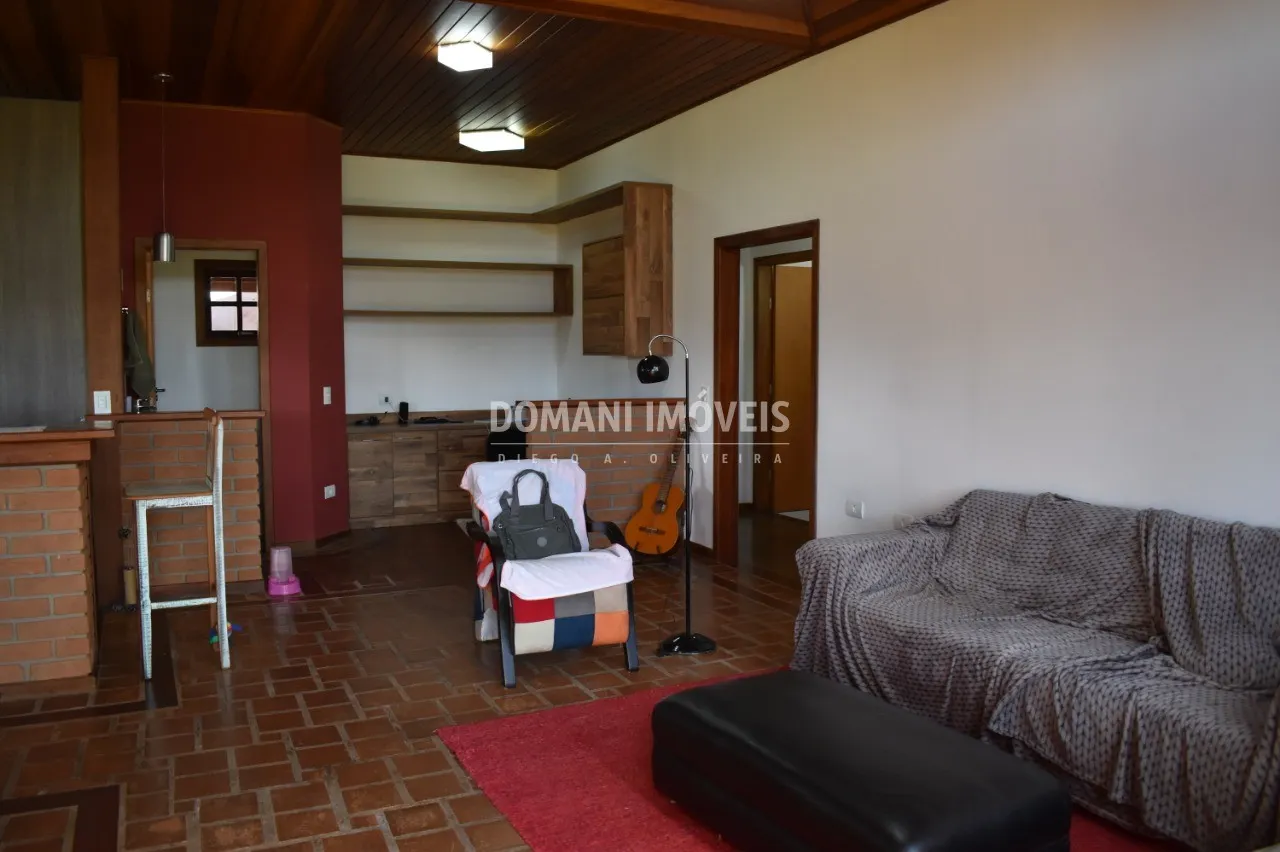 Casa à venda de 1.375 m² em Santo Antônio do Pinhal, SP, Brasil