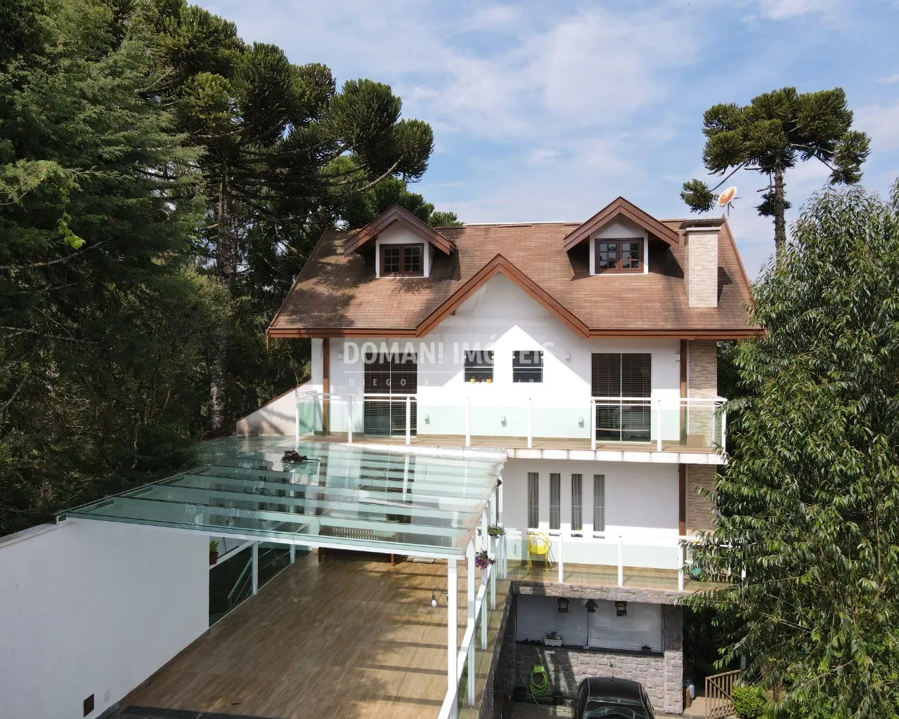 Casa  de 1.080 m² em Campos do Jordão, SP, Brasil