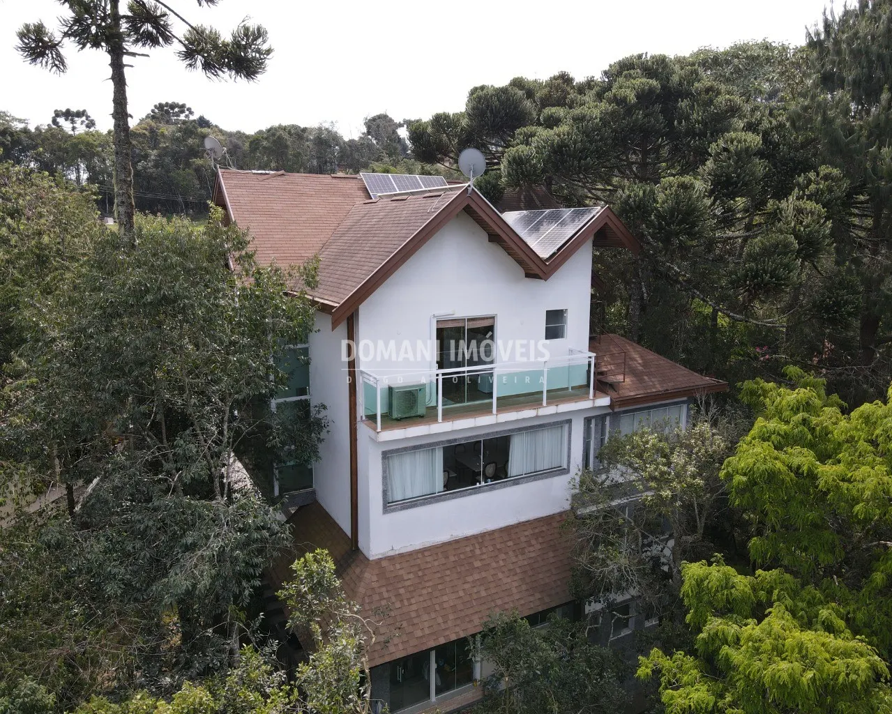 Casa  de 1.080 m² em Campos do Jordão, SP, Brasil