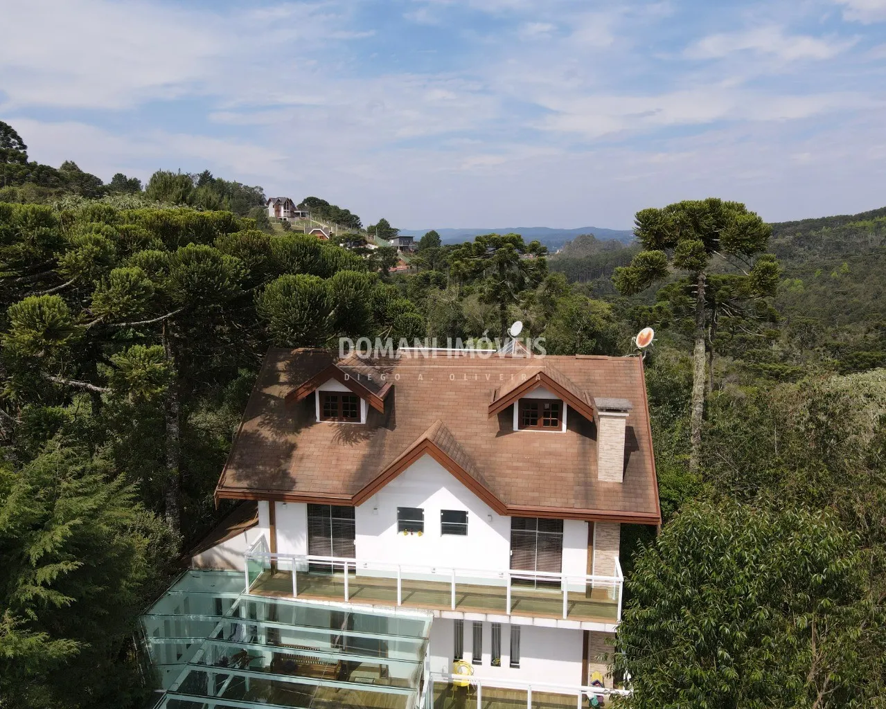 Casa  de 1.080 m² em Campos do Jordão, SP, Brasil